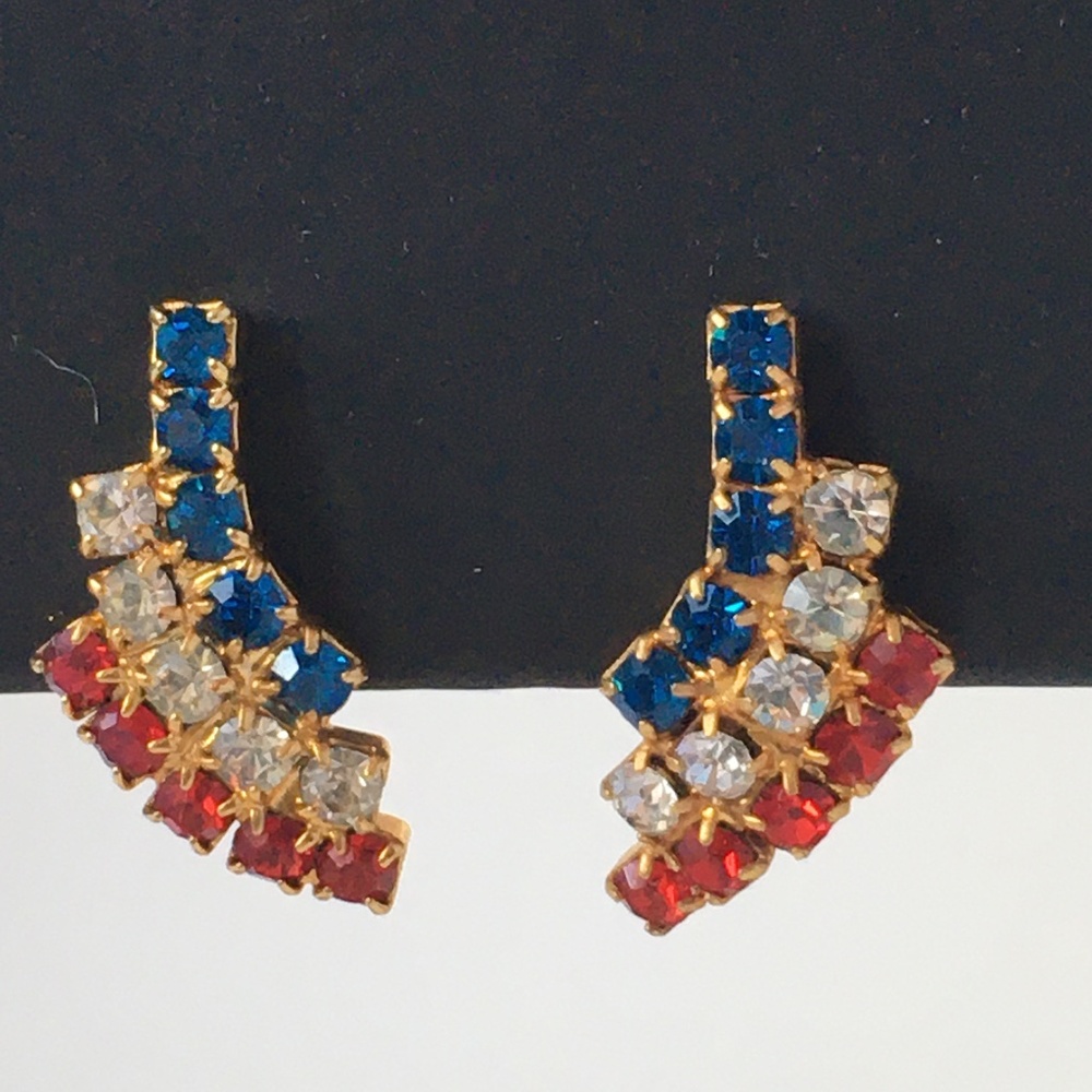 Vintage Red White & Blue American Clip Earrings - Picture 4 of 8